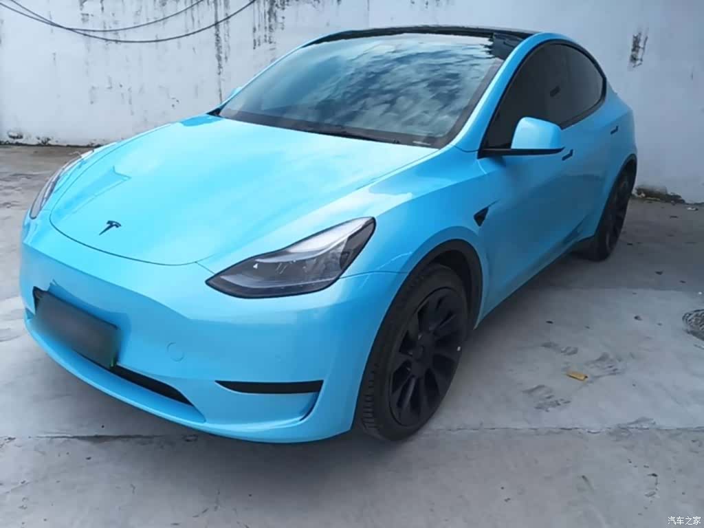 Tesla Model Y, 2022 1