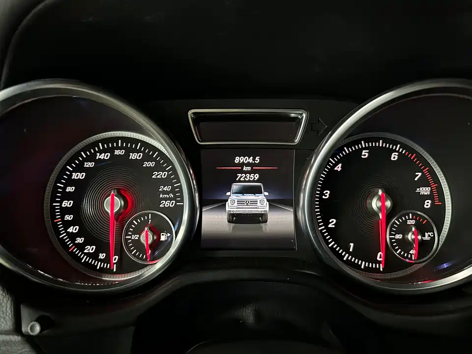 Mercedes-Benz G-class