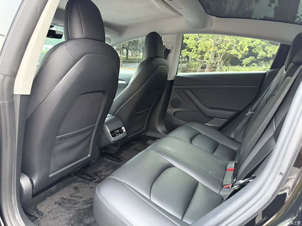 Tesla Model 3, 2021 7