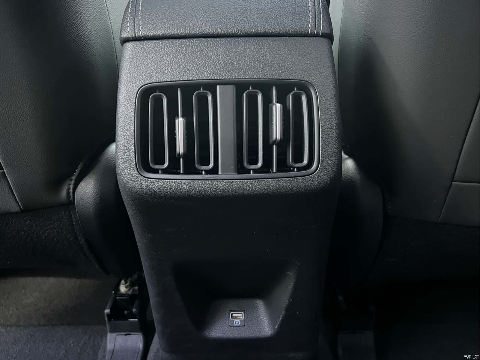 Hyundai ix35, 2023 12
