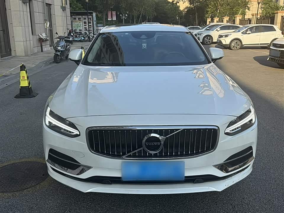 Volvo S90 Volvo S90