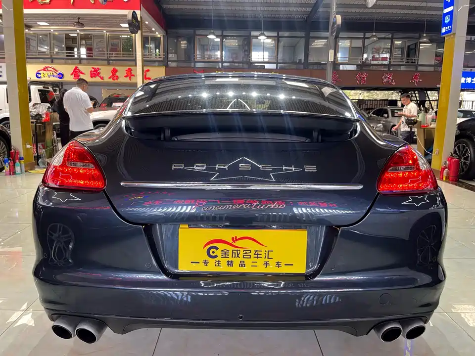 Porsche Panamera
