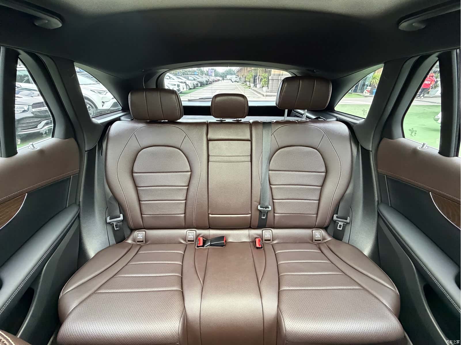 Mercedes-Benz GLC, 2023 19