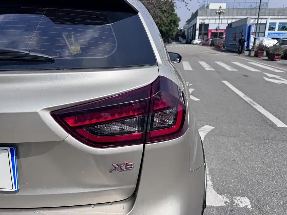 Geely Vision X3