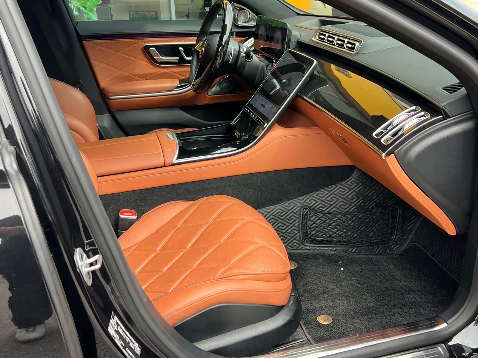 Maybach S-Class, 2023 11