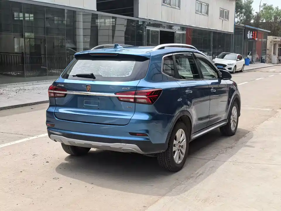Roewe RX5
