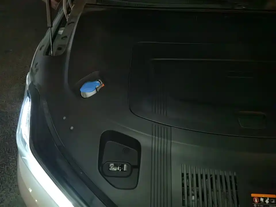 Geely Galaxy Galaxy E8