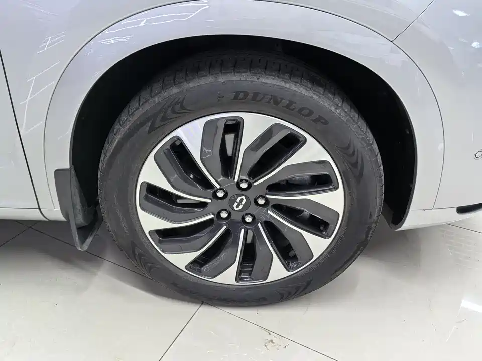 AITO Ask the world M7