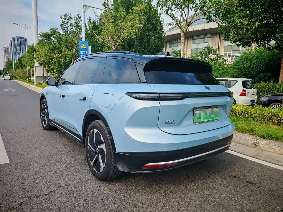 NIO ES6