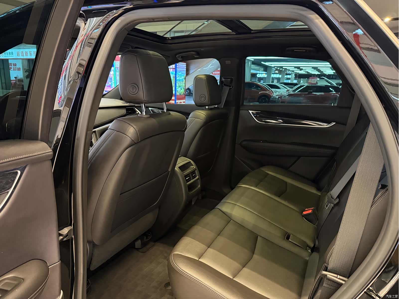 Cadillac XT5, 2021 8