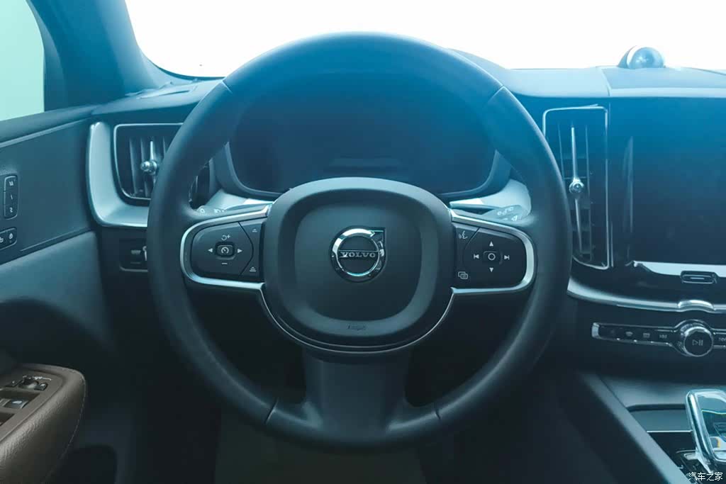Volvo XC60, 2021 15