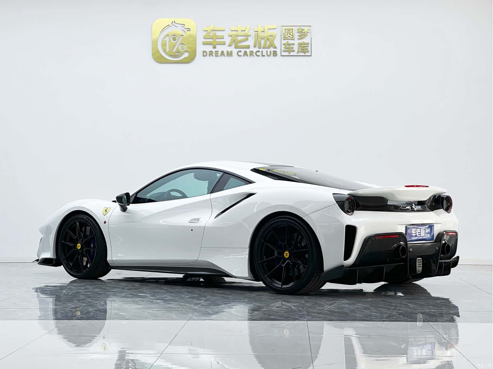 Ferrari 488, 2016 6