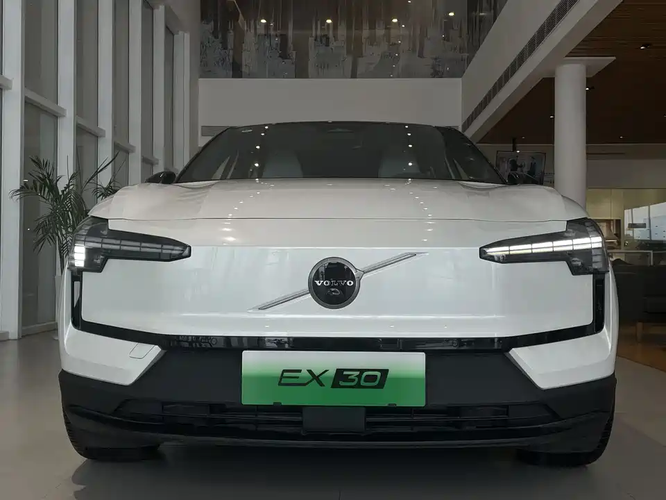 Volvo EX30