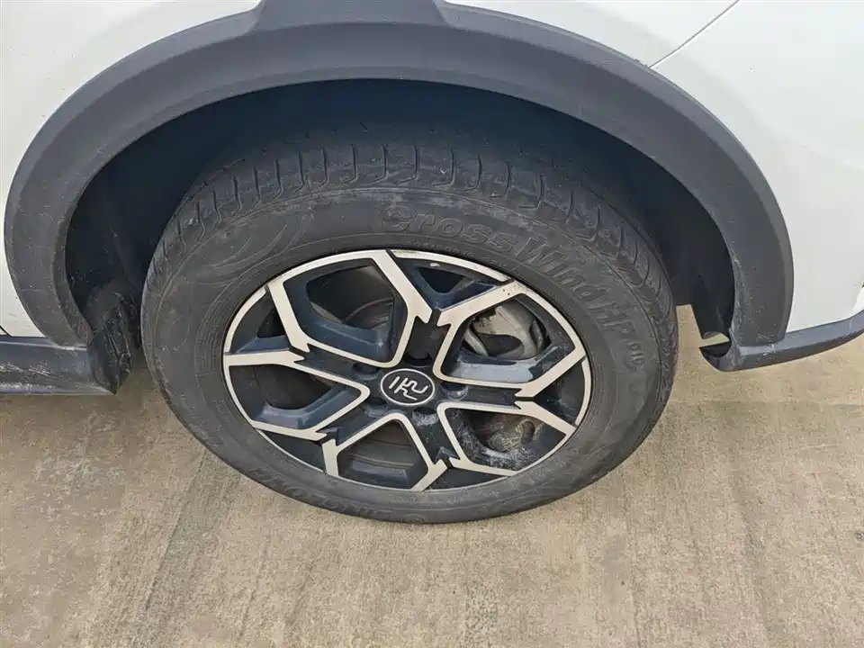 BYD Yuan Pro BYD Yuan Pro