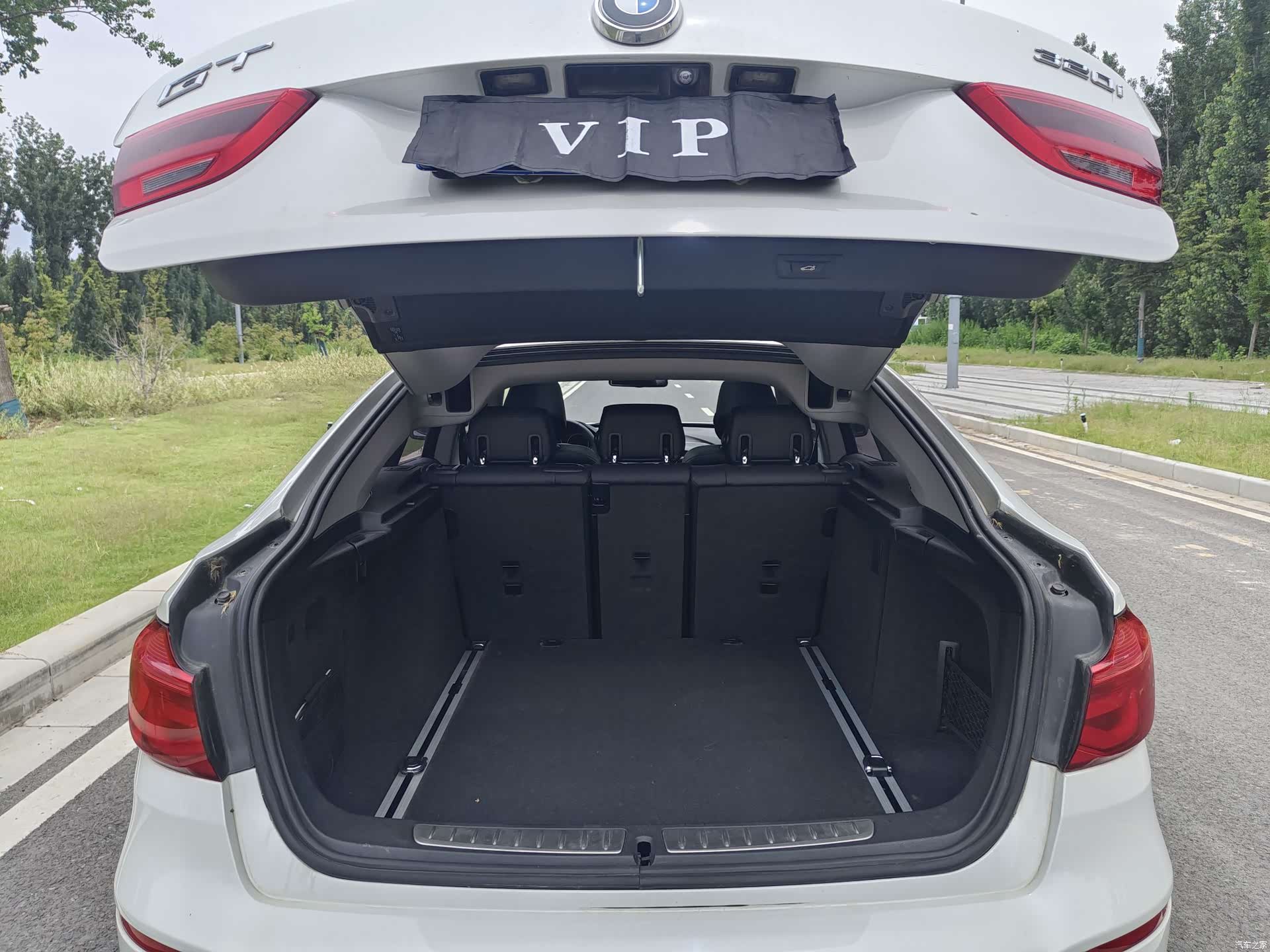 BMW 3 Series, 2019 11