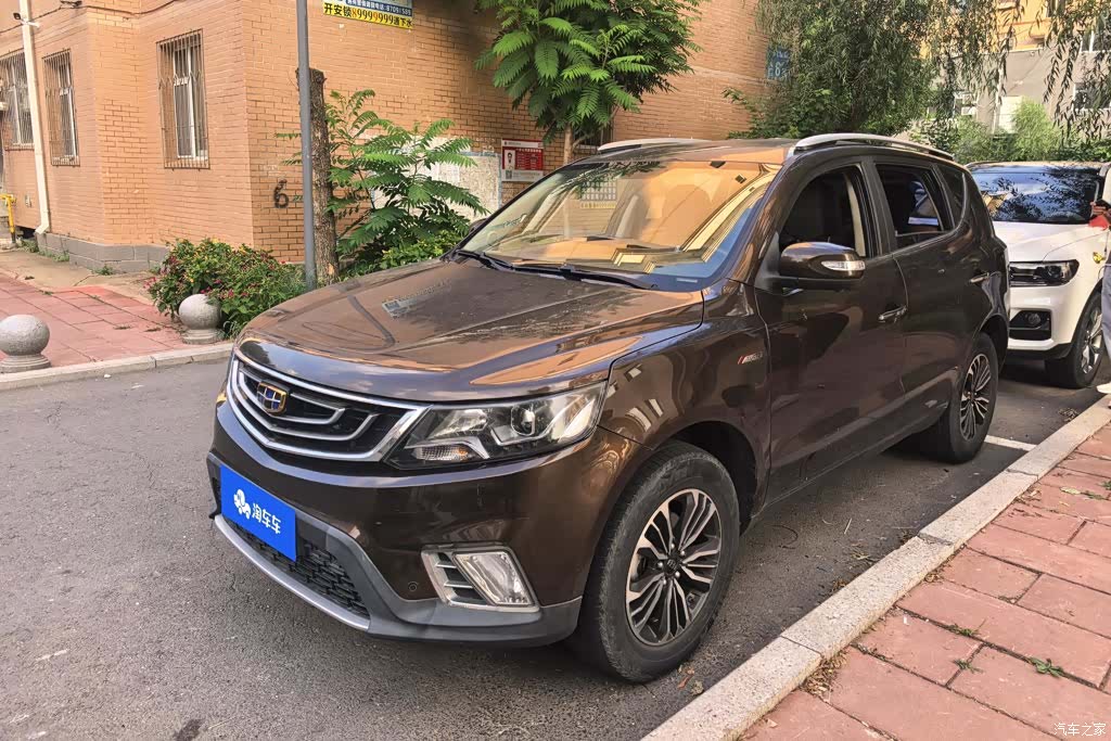 Geely X6, 2016 1