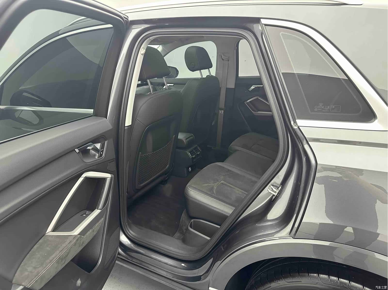 Audi Q3, 2022 12