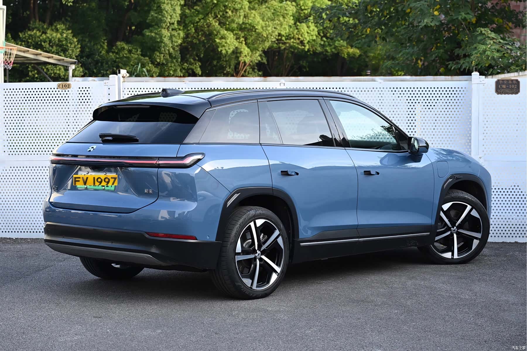 NIO ES7, 2022 4