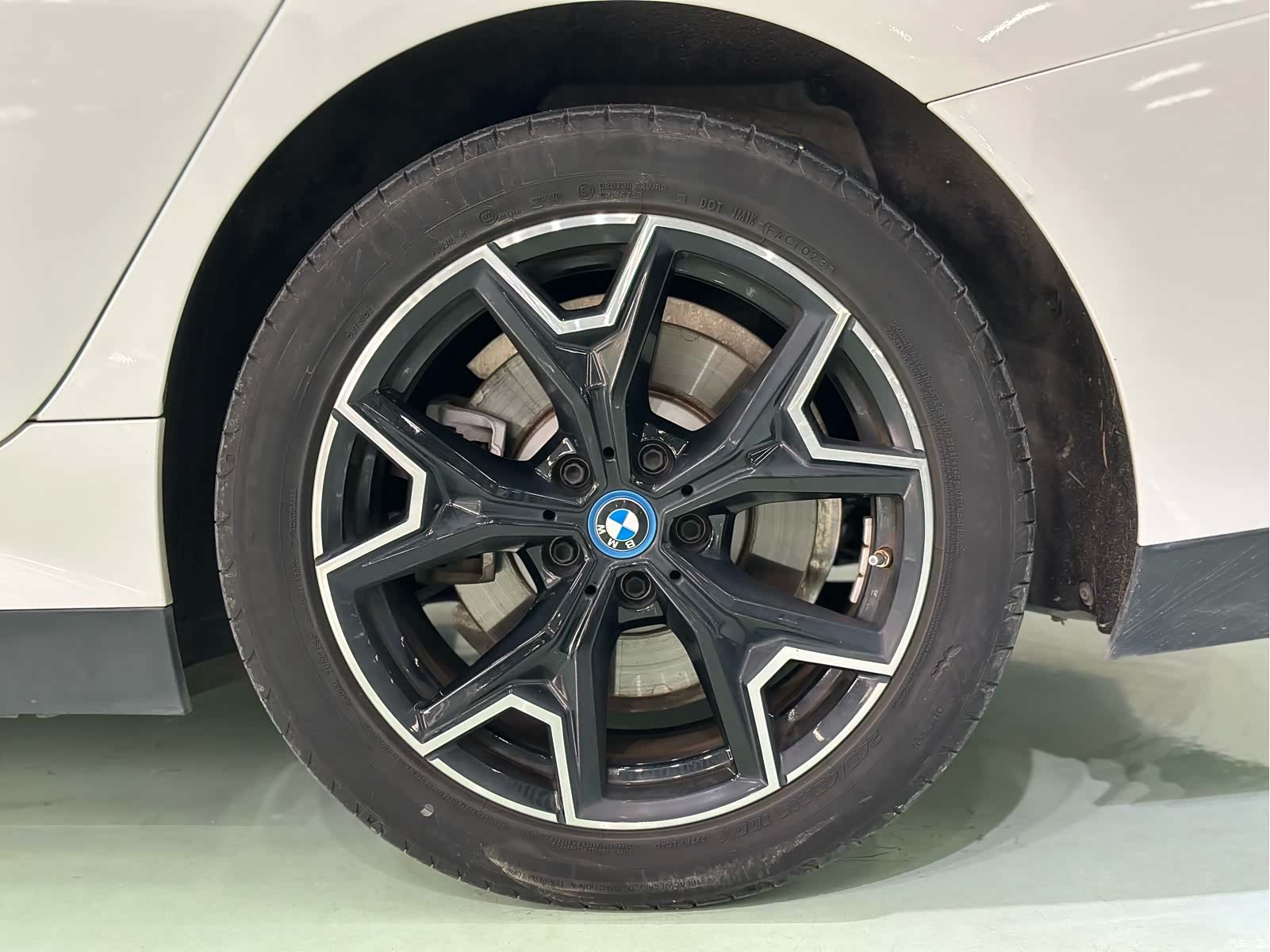 BMW i3, 2023 8