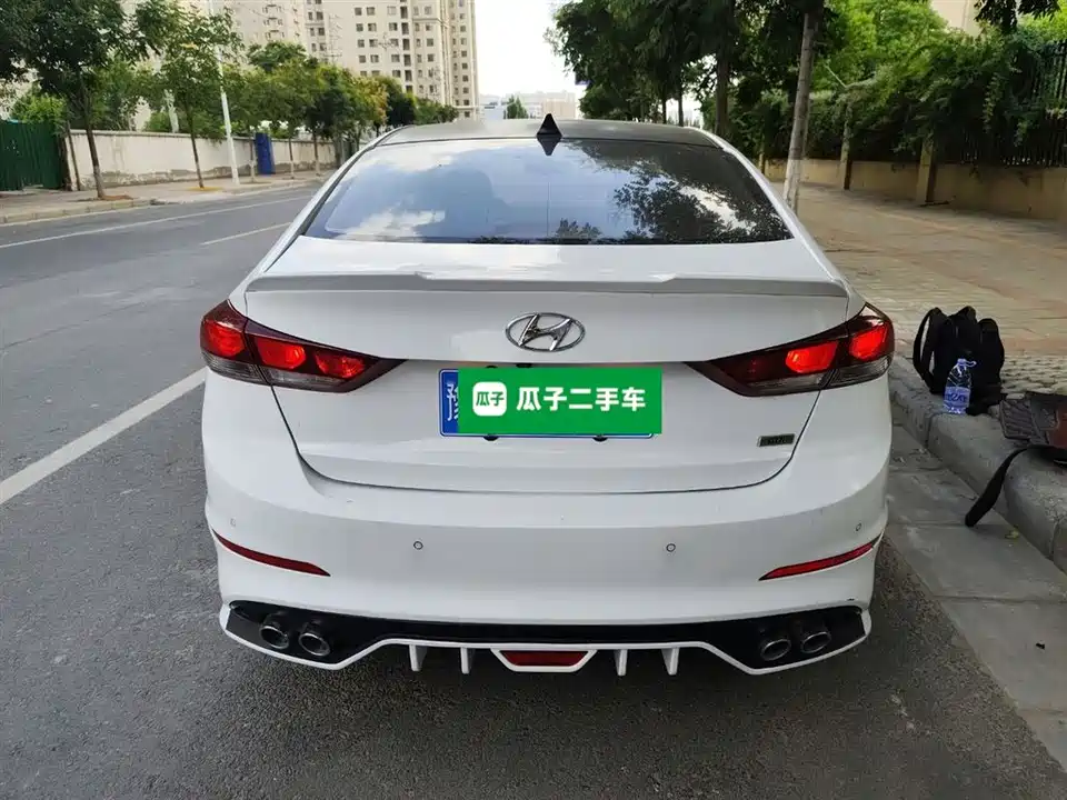 Hyundai Lead