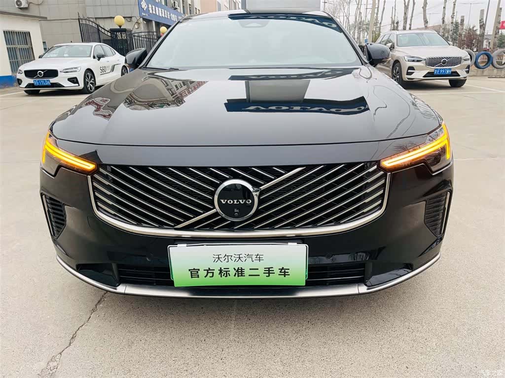 Volvo S90, 2025 все фото