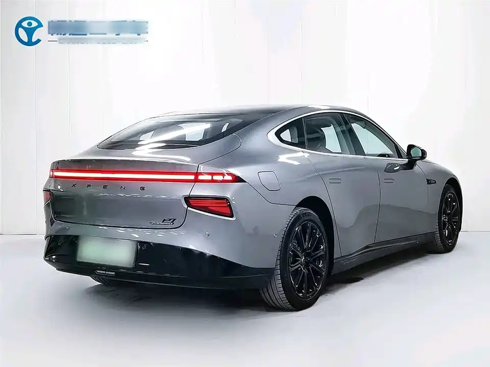 XPENG P7