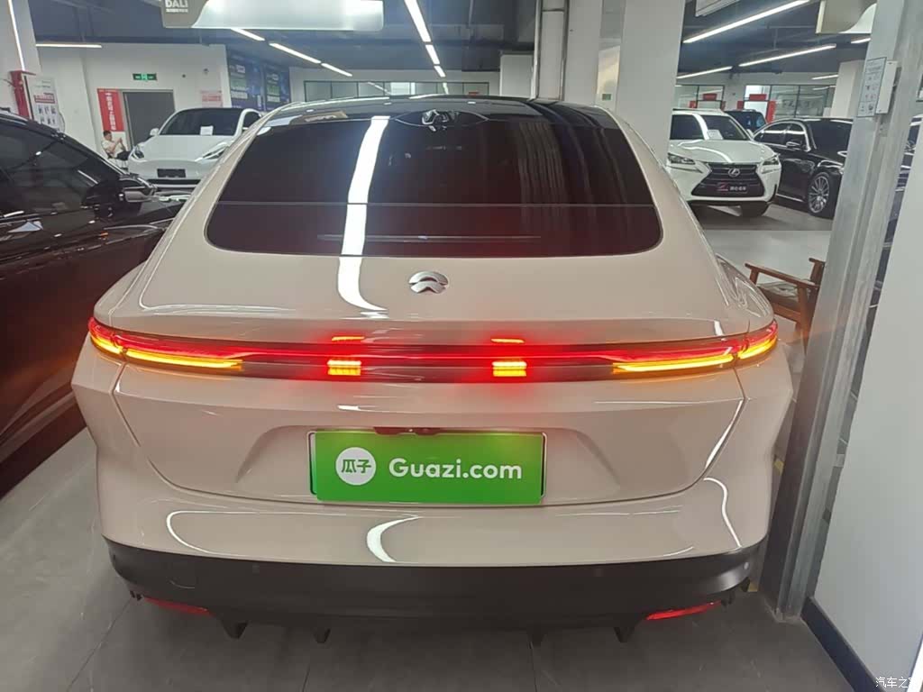 NIO ET5, 2024 6