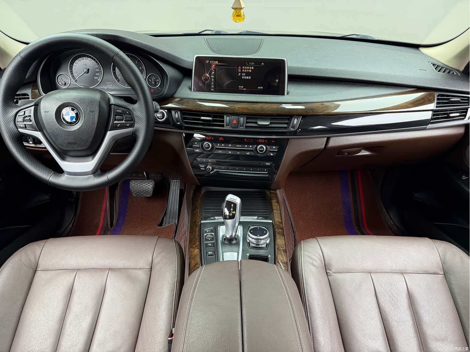BMW X5, 2015 9