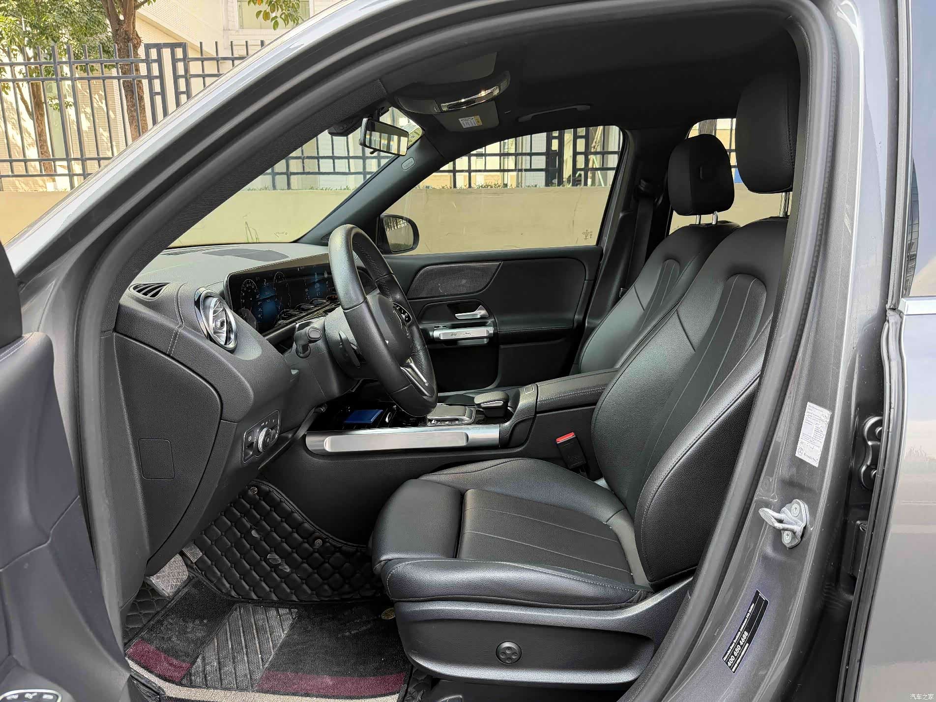 Mercedes-Benz GLB, 2021 8
