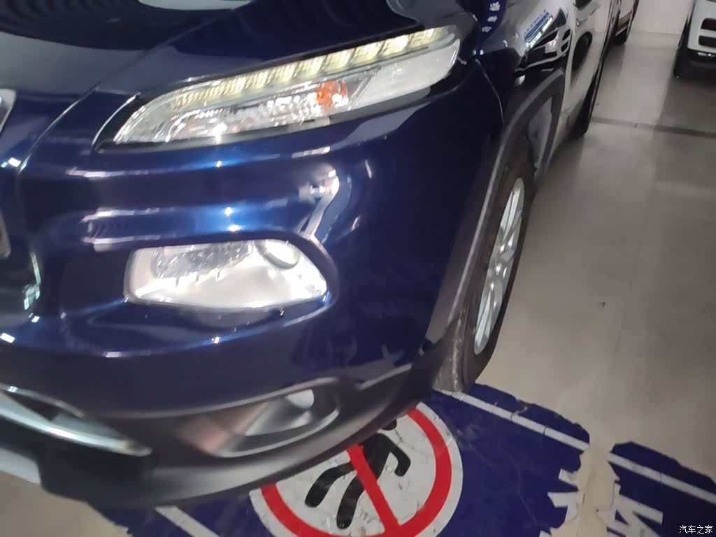 Jeep Cherokee, 2018 24