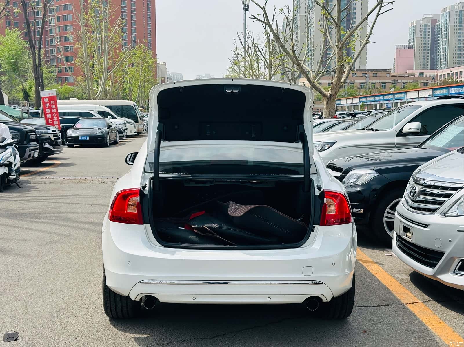 Volvo S60, 2019 21