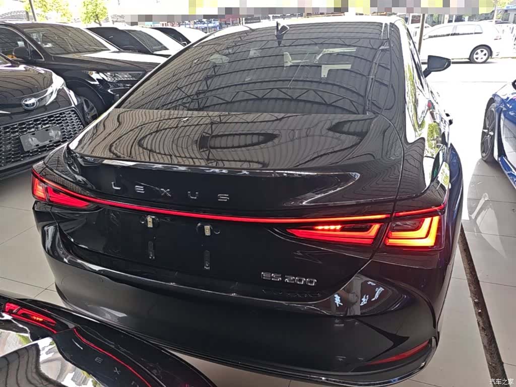 Lexus ES, 2026 6