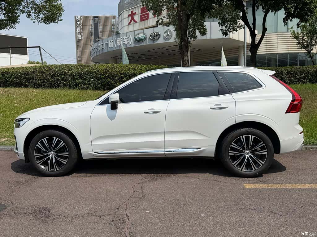 Volvo XC60, 2022 3