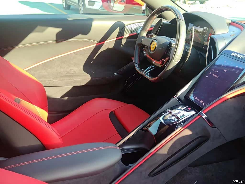 Ferrari Roma, 2023 4