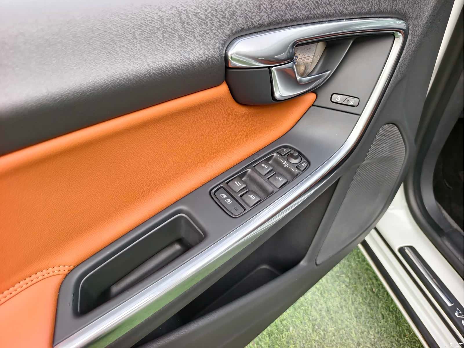Volvo V60, 2012 8
