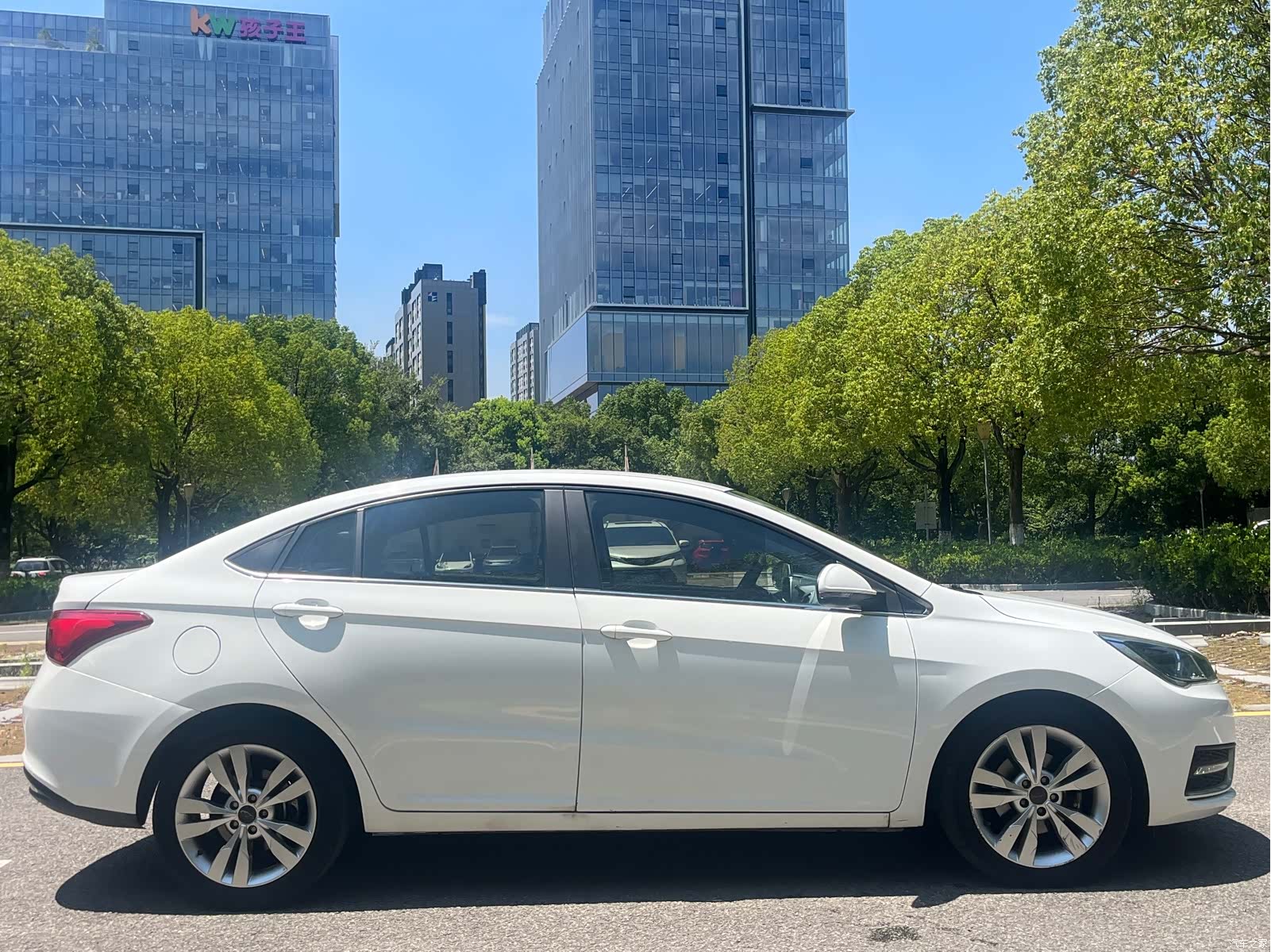 Chery 5, 2016 7