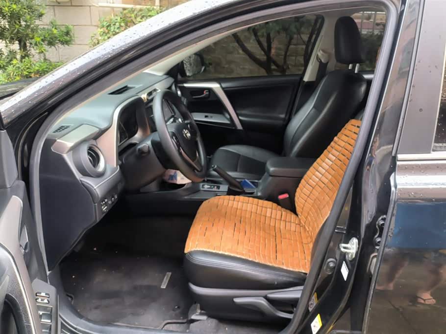 Toyota RAV4 Rongfang