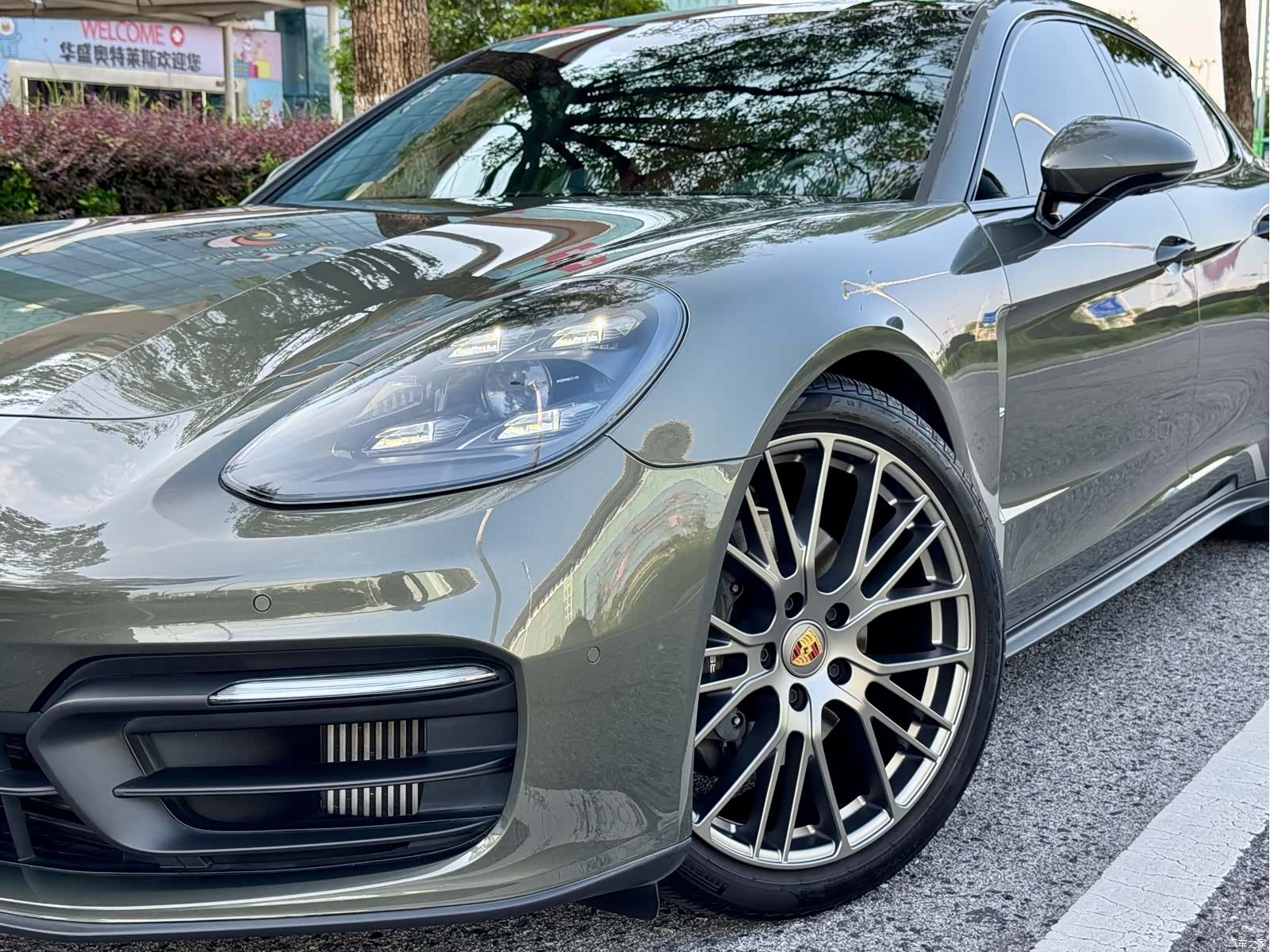 Porsche Panamera, 2023 9