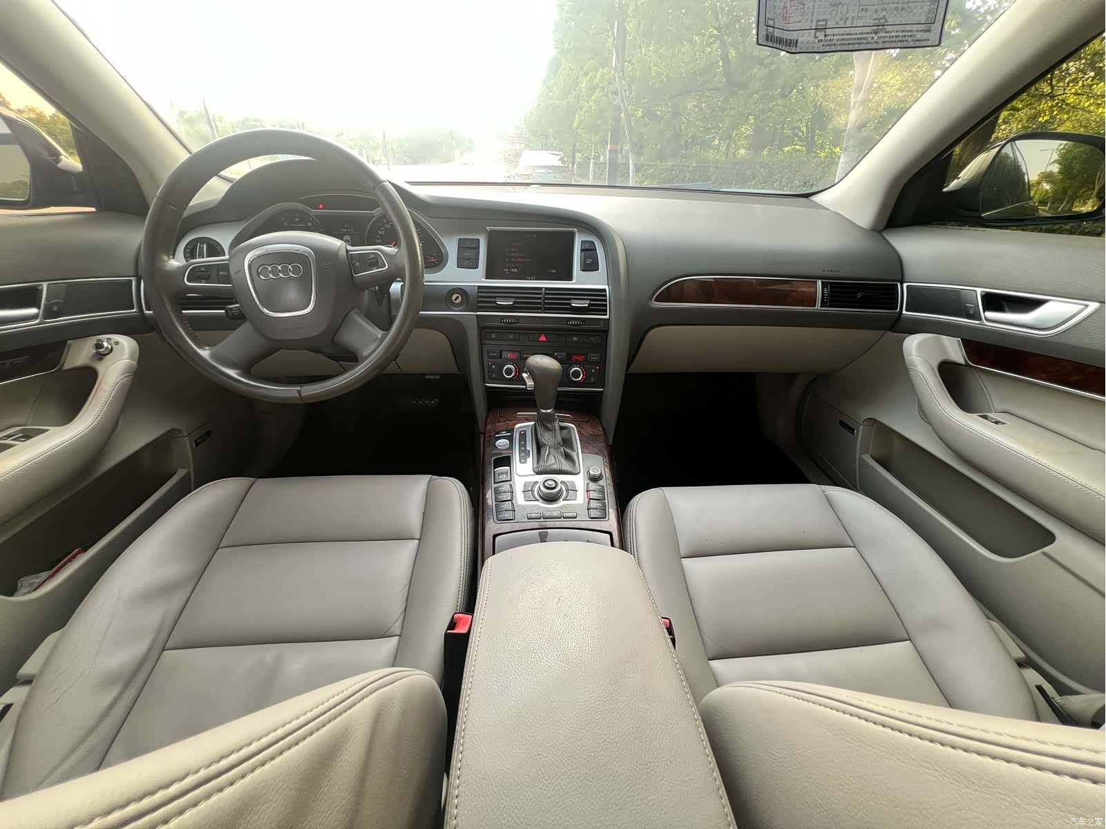 Audi A6L, 2009 10