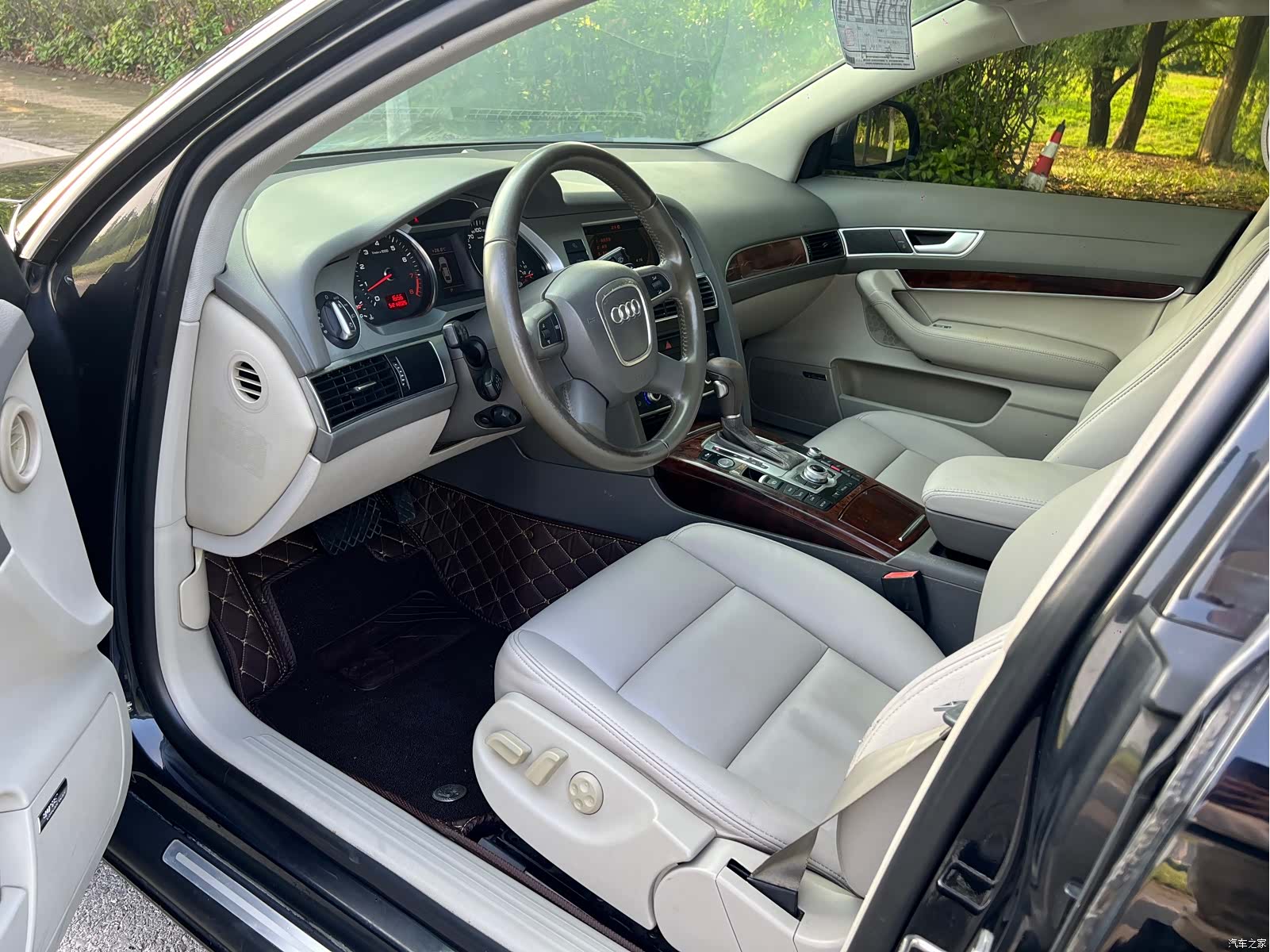 Audi A6L, 2009 7
