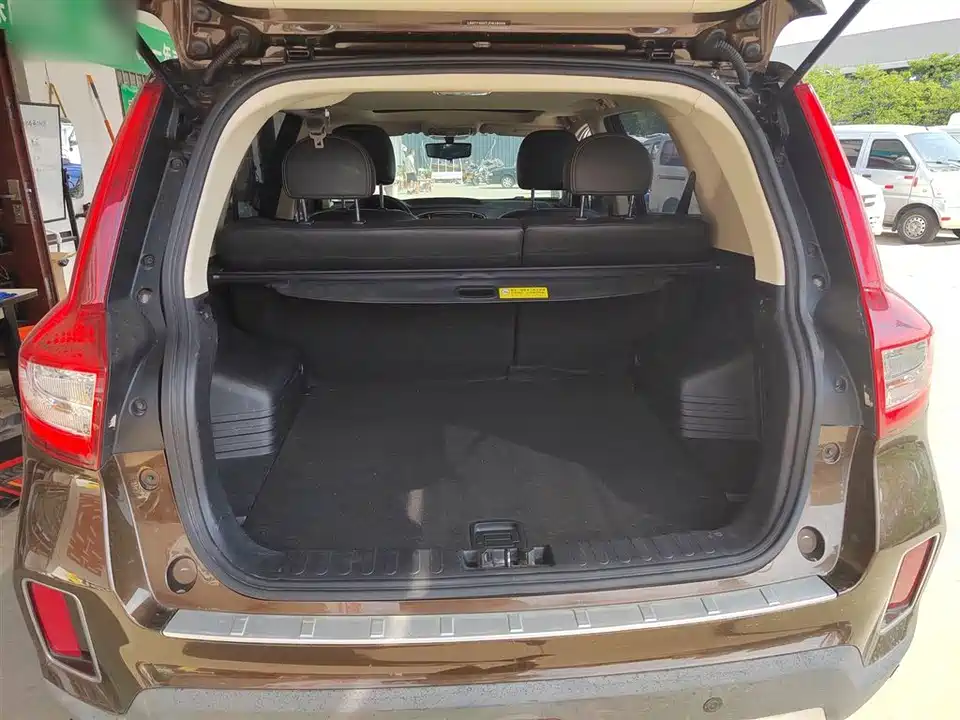 Geely Vision X6