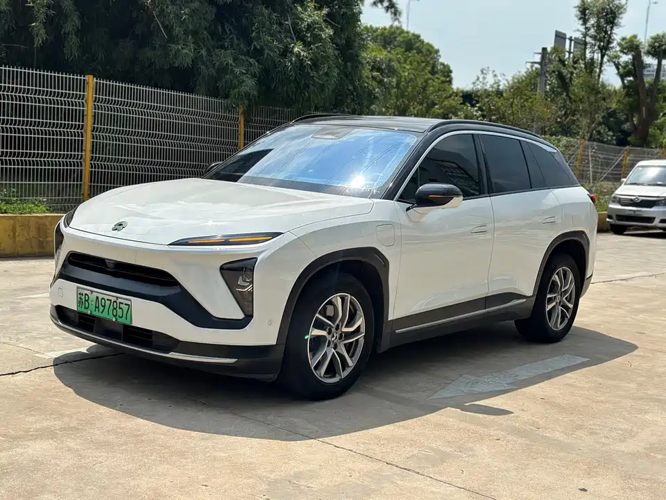 NIO ES6