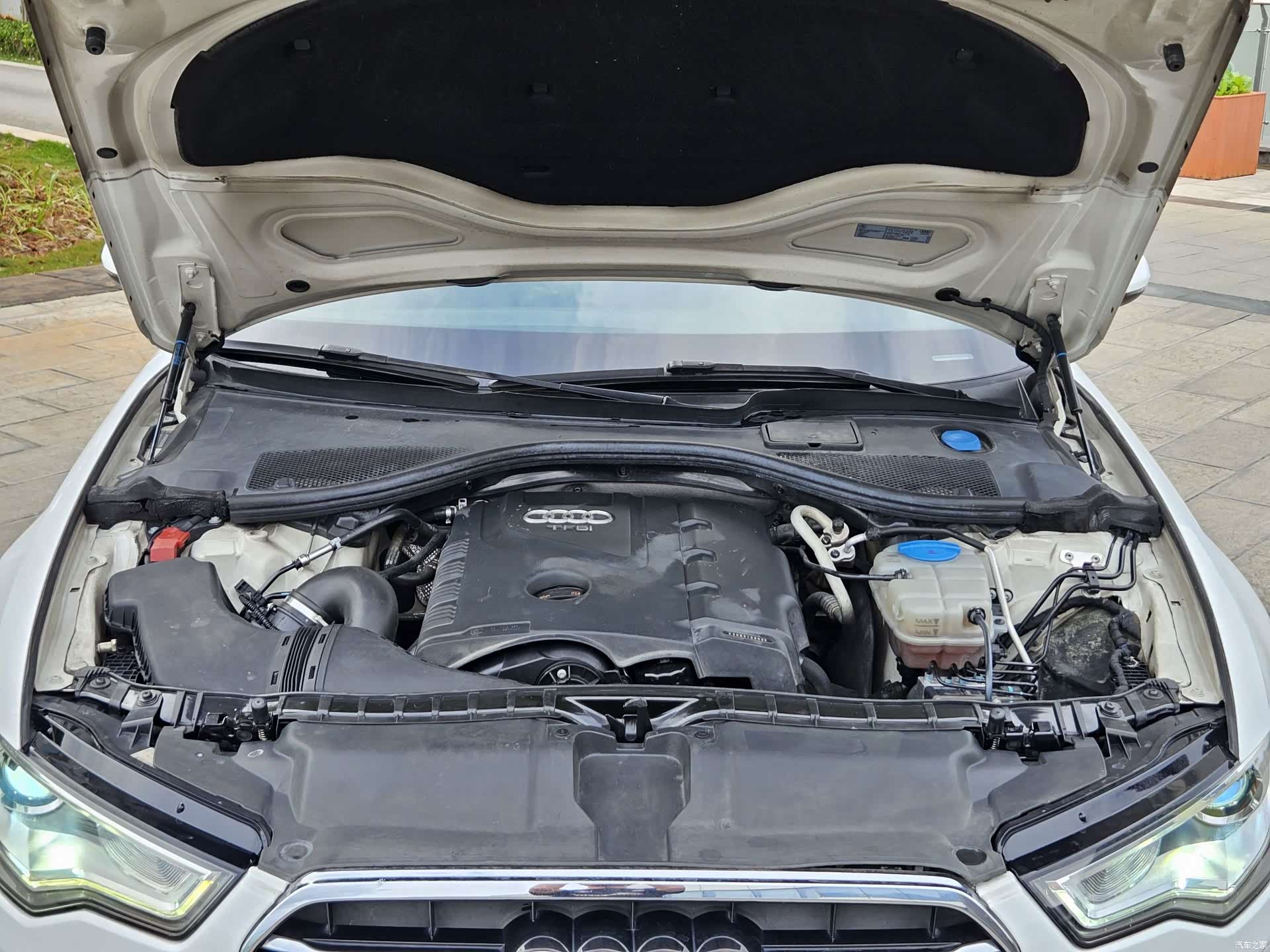 Audi A6L, 2013 10