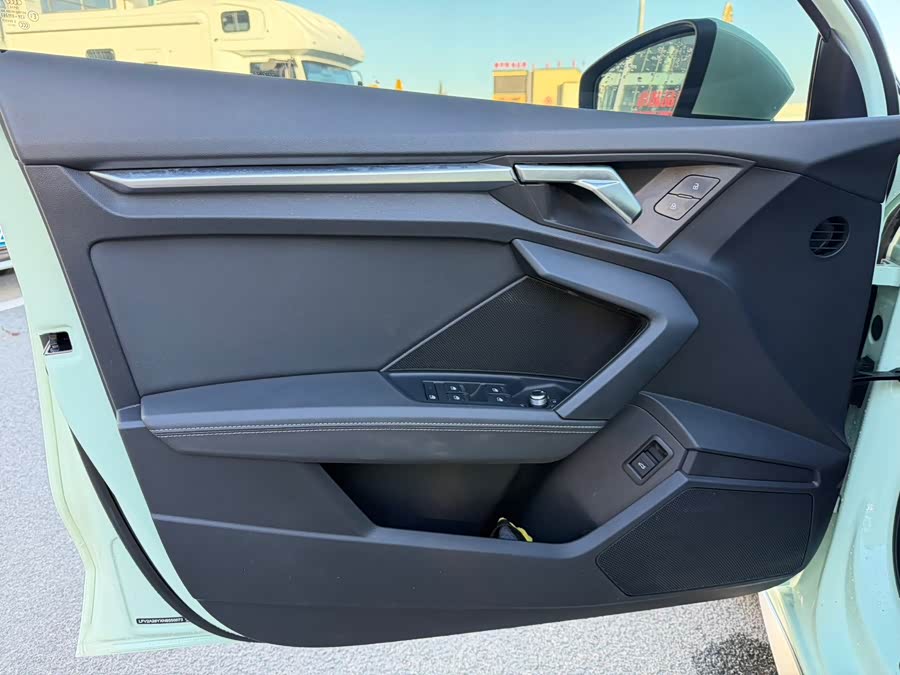 Audi A3 2023, фото 8