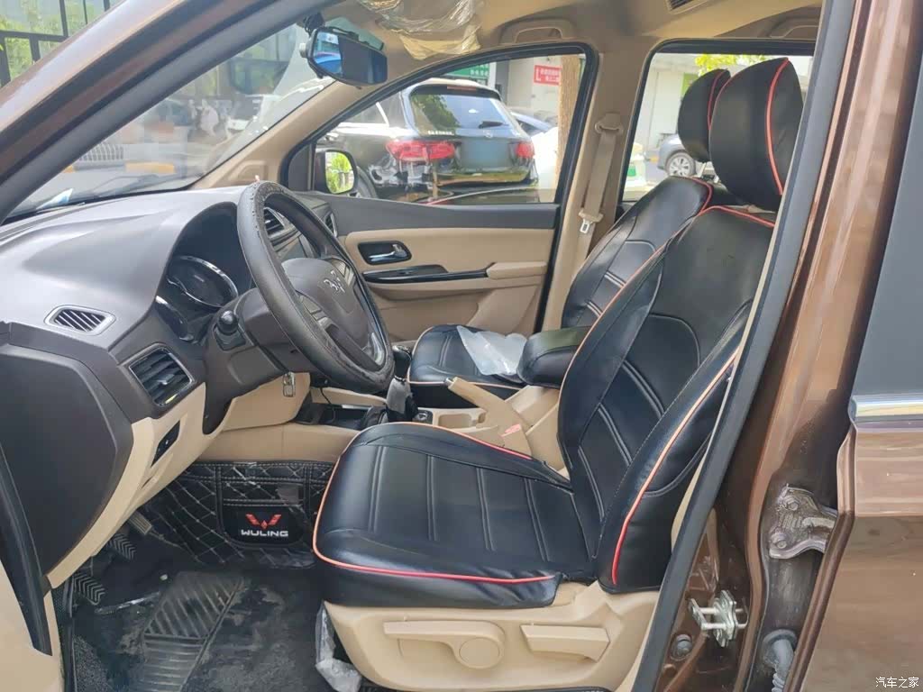 Wuling Hongguang, 2016 12