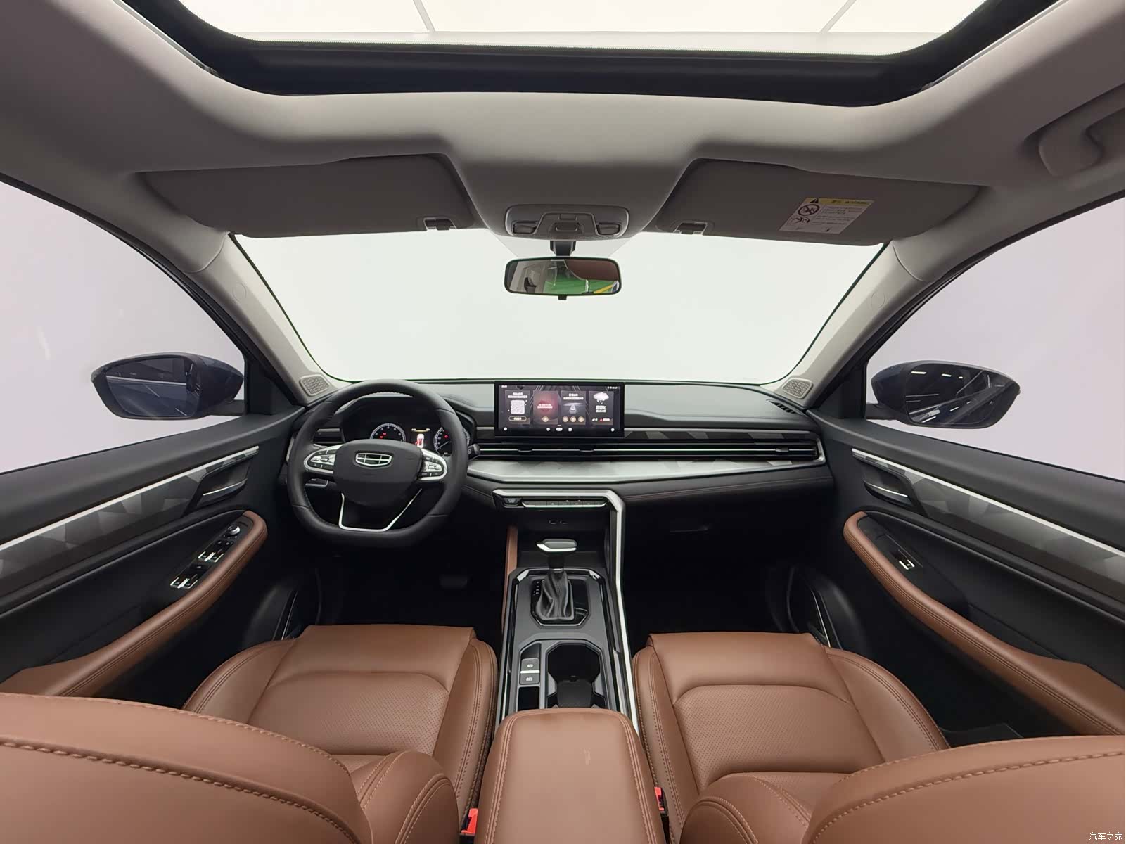 Geely X6, 2022 10