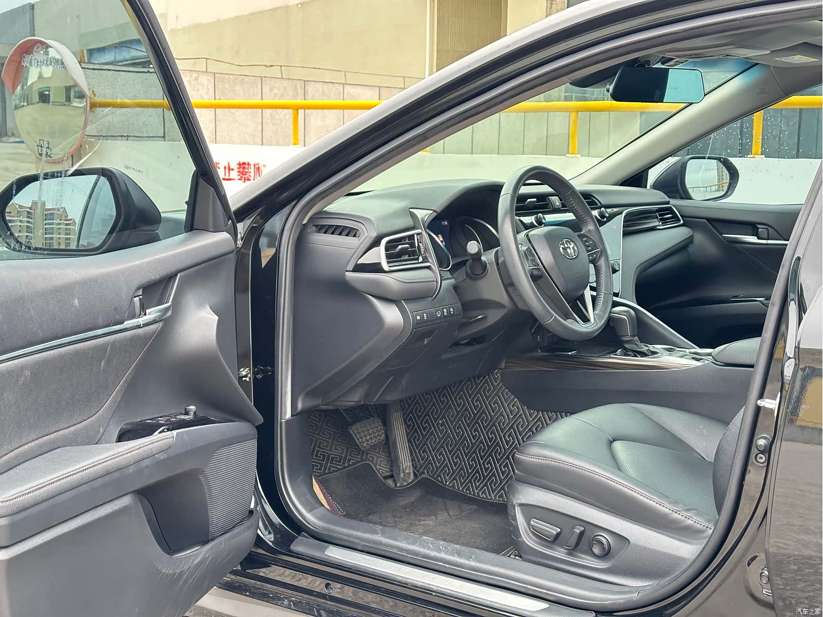 Toyota Camry, 2020 8