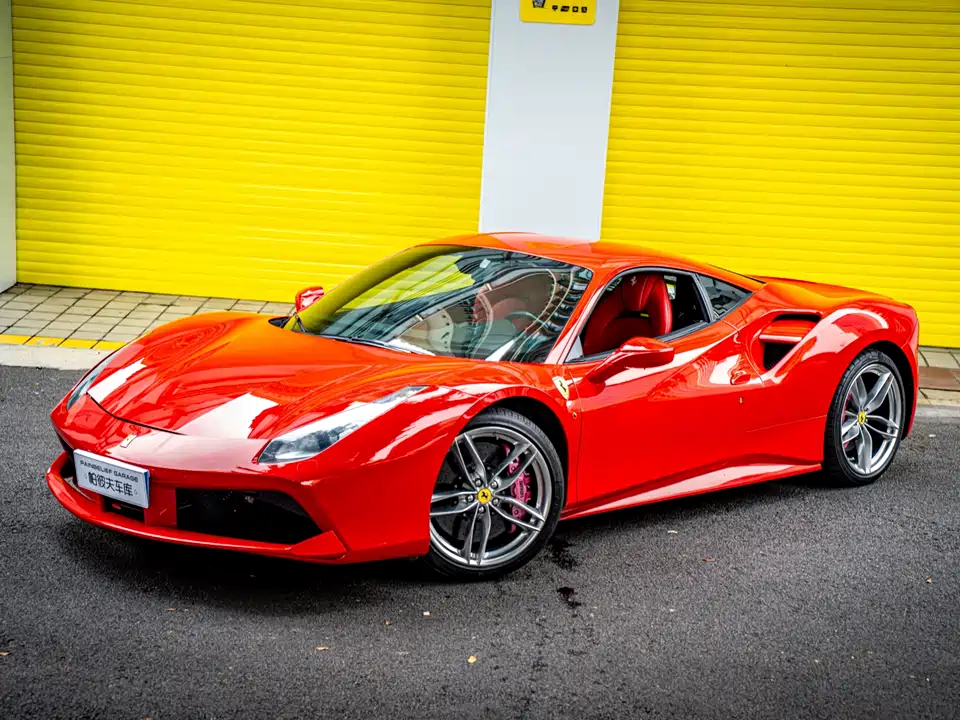 Ferrari 488