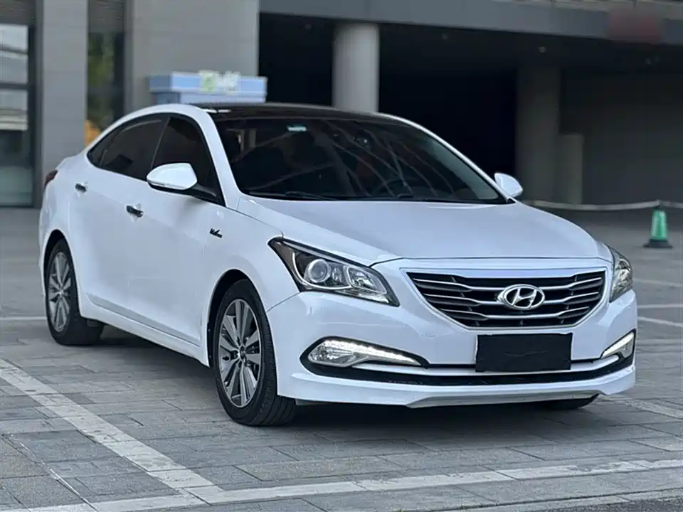 Hyundai Name picture