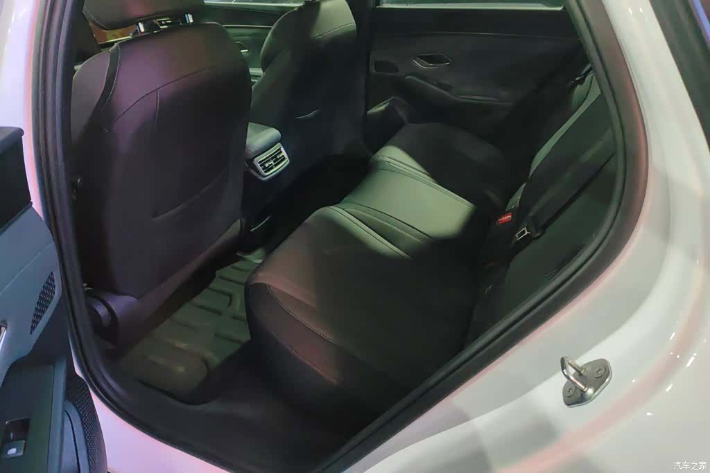 BYD Qin, 2025 11
